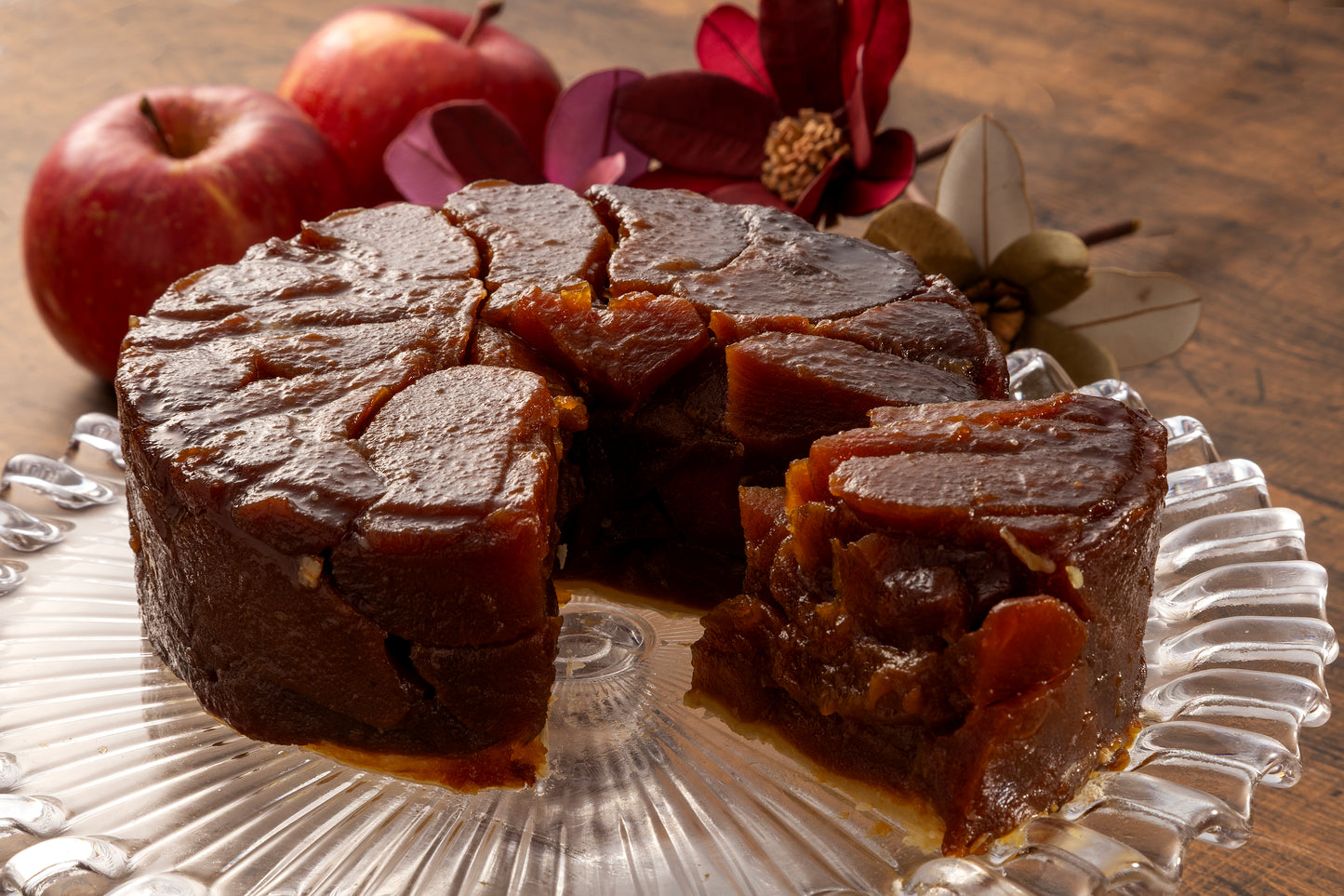 りんご丸々10個使用した贅沢タルトタタン